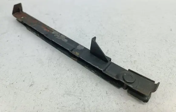 Mercedes-Benz E W211 Front bumper mounting bracket A2118801214 78351 2118801214