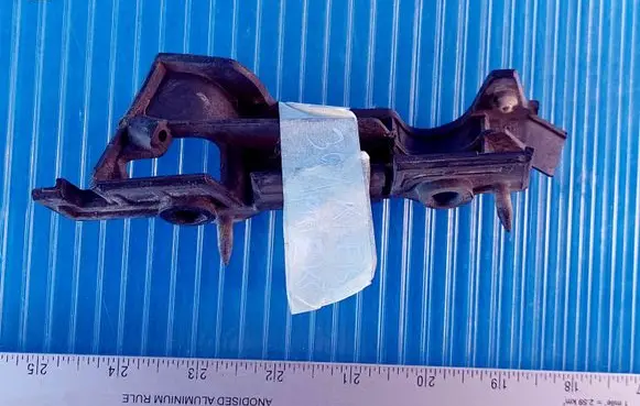 Audi A4 S4 B8 8K Front bumper mounting bracket 8K0807283