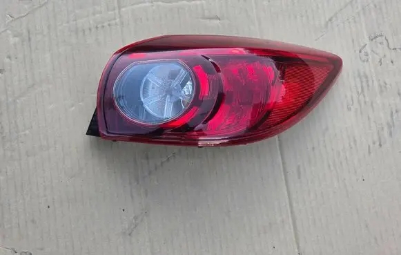 Mazda 3 III Rear/tail lights B45C51150 02R1S1 22041974