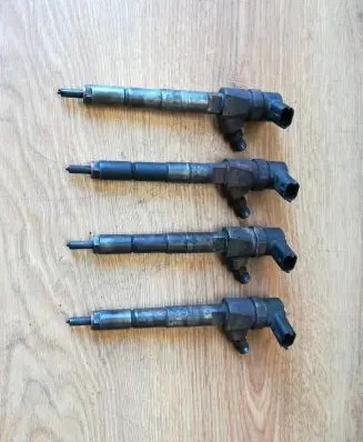 Alfa Romeo 156 Fuel injectors set 0445110111
