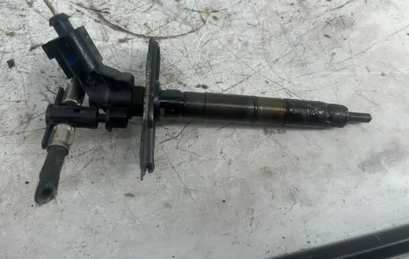 Audi Q5 SQ5 8R Fuel injector 057130277AG 0445115058