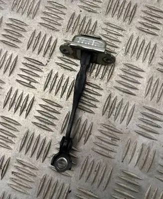 Nissan Juke I F15 Front door check strap stopper 