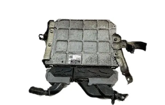 Toyota Auris 150 Engine control unit/module 89661-02E51