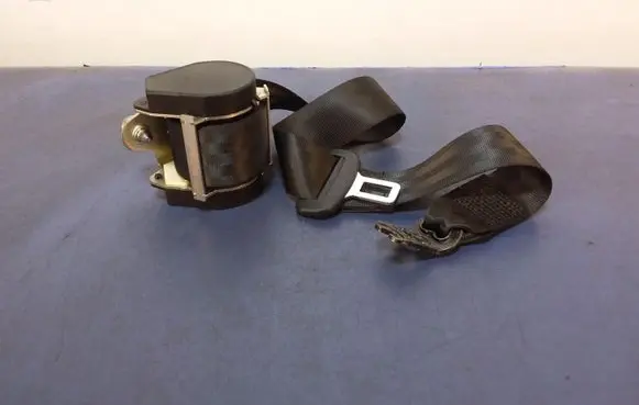Seat Leon (5F) Front seatbelt 5F0857805A
