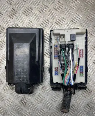 Infiniti FX Fuse box set 284B71BY0A J0053 1A13