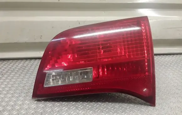 Audi A6 S6 C6 4F Tailgate rear/tail lights 4F9945094