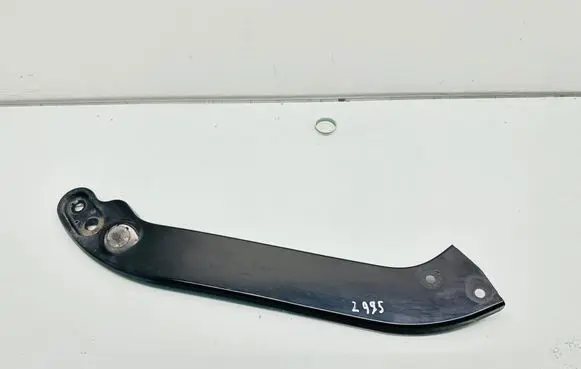 Volkswagen Touran III Headlight/headlamp mounting bracket 5TA806930