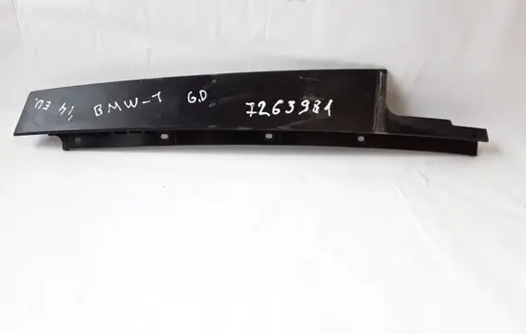 BMW 1 F20 F21 Rear door glass trim molding 16081010 51337340628 51357276964