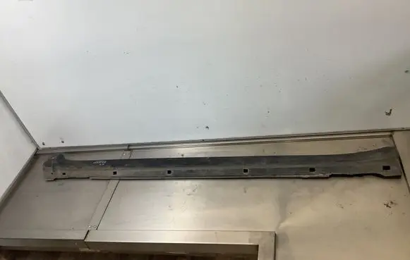Subaru Forester SG Sill 