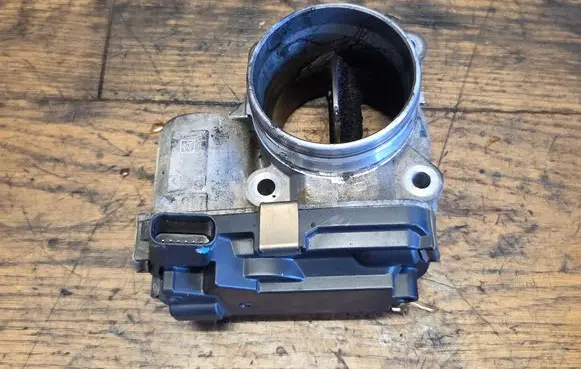 Opel Antara Throttle valve 2910G1S