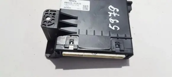 Toyota Auris 150 Other control units/modules 8865002820 88650-02820