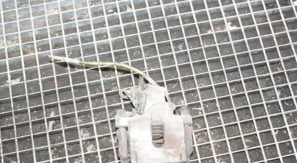 Jaguar XF X250 Rear brake caliper