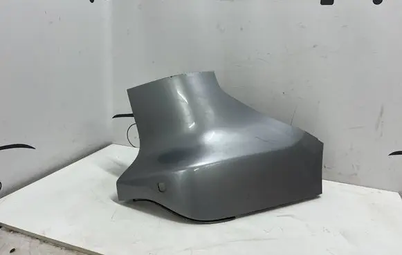 Rear bumper corner part panel trim