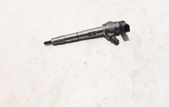 Volkswagen Caddy Fuel injector 04L130277AC