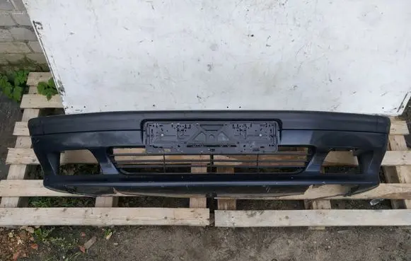 Peugeot 605 Front bumper 9615917077