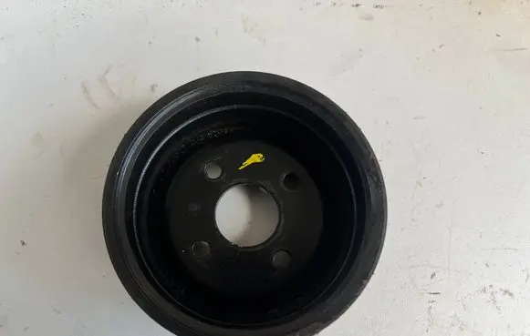 Toyota Avensis T220 Water pump pulley 