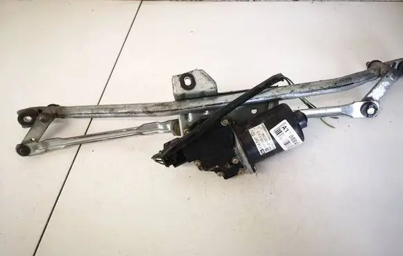 Audi A6 S6 C5 4B Front wiper linkage and motor 4B1955023H