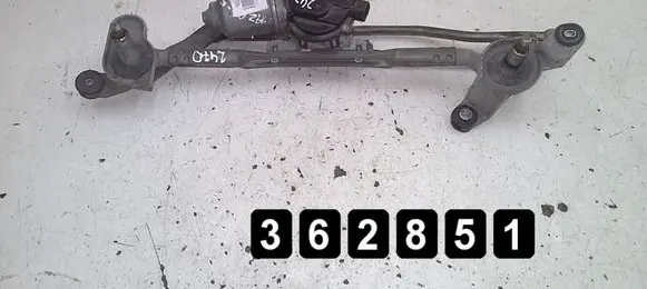 Mazda 5 Front wiper linkage and motor