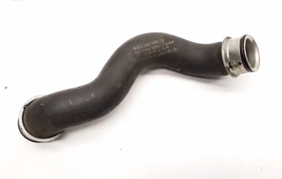 Mercedes-Benz C W204 Engine coolant pipe/hose A2045011682