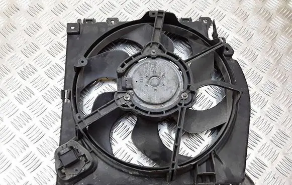 Renault Modus Electric radiator cooling fan 1831717016F 1831442016F
