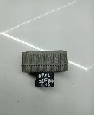 Glow plug pre-heat relay