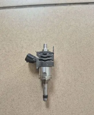 Toyota Corolla E210 E21 Fuel injector 2325024010