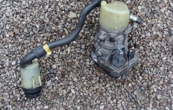 Ford Mondeo MK IV Power steering pump 6G913K514AL