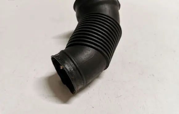 Audi A6 S6 C6 4F Air intake duct part 4F0129615G