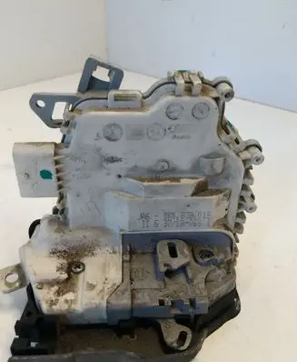 Audi A5 8T 8F Rear door lock 8K0839015C