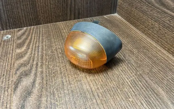 Ford Transit Front indicator light 64999444
