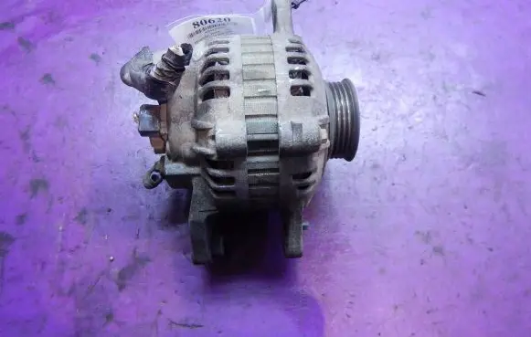 Hyundai Pony Generator/alternator 3730024010