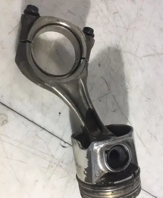 Iveco Daily 45 - 49.10 Piston with connecting rod 426