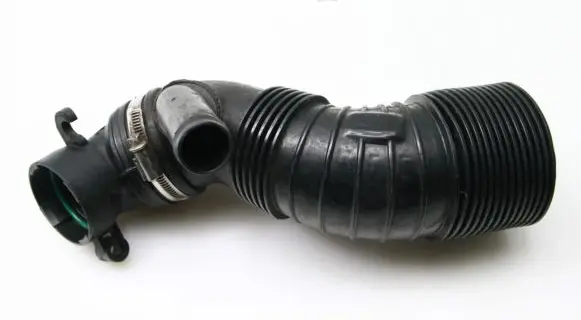 Volkswagen Tiguan Brake vacuum hose/pipe 5N0129635