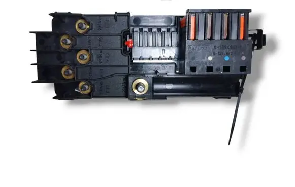 Mercedes-Benz ML W164 Fuse module 1645450201