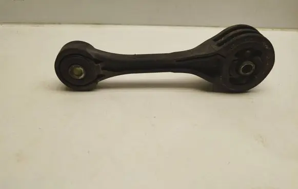 Subaru Impreza II Engine mount bracket 1f6c0402