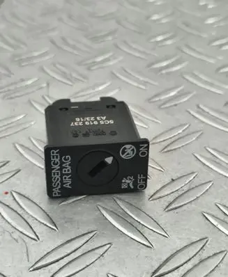 Seat Leon (5F) Passenger airbag on/off switch 5C5919237