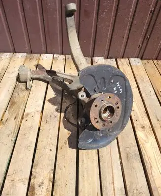 Mercedes-Benz R W251 Front wheel hub spindle knuckle