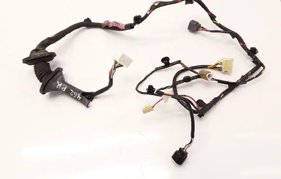 Mitsubishi Lancer Front door wiring loom MN151095 40519001205
