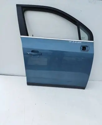 Chevrolet Orlando Front door