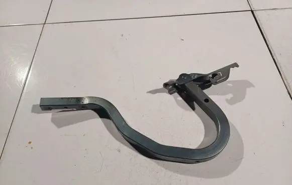 Honda Accord Tailgate/trunk/boot hinge