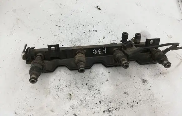 BMW 3 E36 Fuel main line pipe 13531739169 1739169
