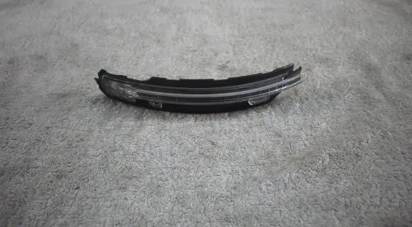 Porsche Macan (95B) Mirror indicator light 95B949102F T95B04 0826070