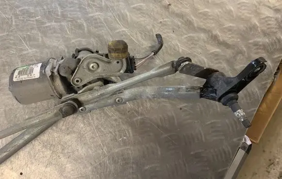 Renault Kangoo II Front wiper linkage and motor 54001902 54526811 8200409692