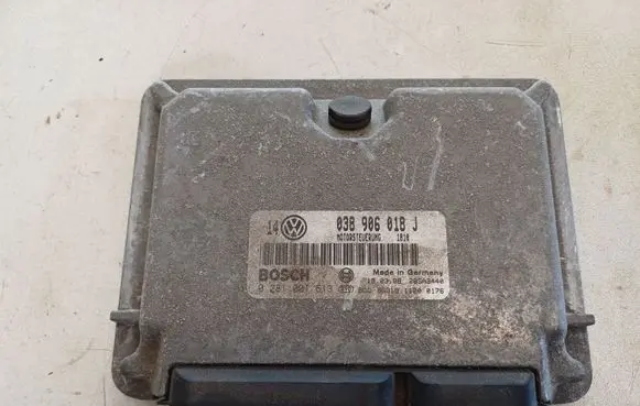 Volkswagen Golf IV Engine control unit/module 038906018J
