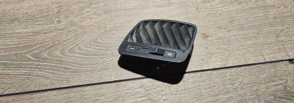 Audi A6 S6 C5 4B Dash center air vent grill 4b0819794