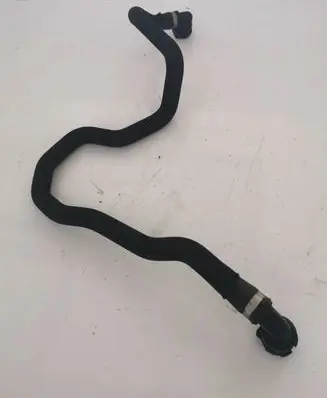 BMW 5 GT F07 Engine coolant pipe/hose 15476810