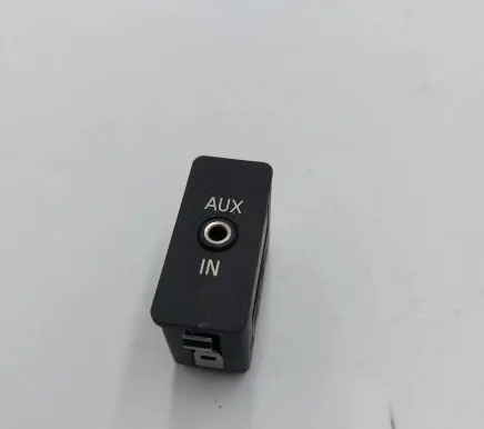 Mini One - Cooper Coupe R56 AUX in-socket connector 6930561