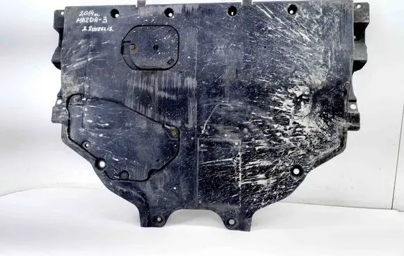 Mazda 3 II Engine splash shield/under tray GHR556071 K6805