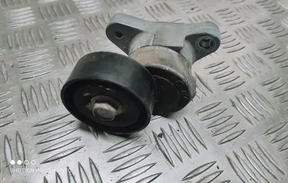 Jeep Cherokee Generator/alternator belt tensioner AA3830