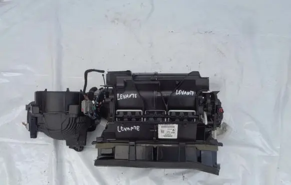 Maserati Levante Interior heater climate box assembly 